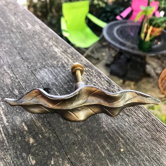 Metal Drawer Cabinet Knob Pull Leaf Hardware Handle Vintage Home Décor - Picture 1 of 3